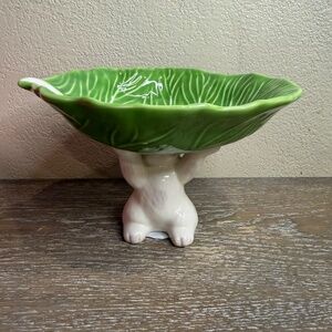 NWT - Stoneware Cabbage with Bunny Dessert Bowl by Threshold - White & Green